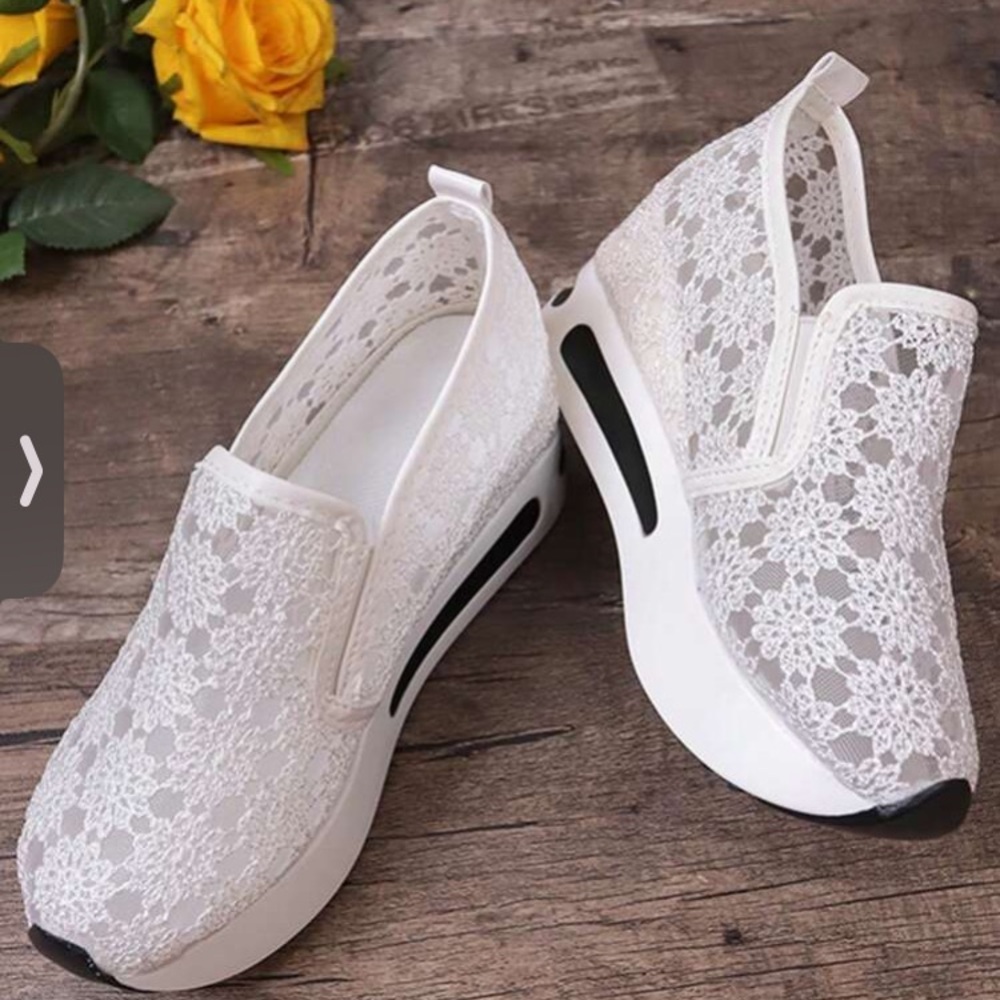 Women white heel wedge shoes - Picture 2 of 4